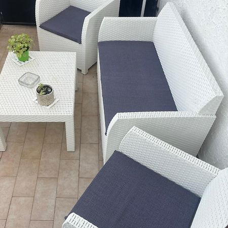Appartamento Giardini Naxos Butterflies Home Schiso Exterior foto